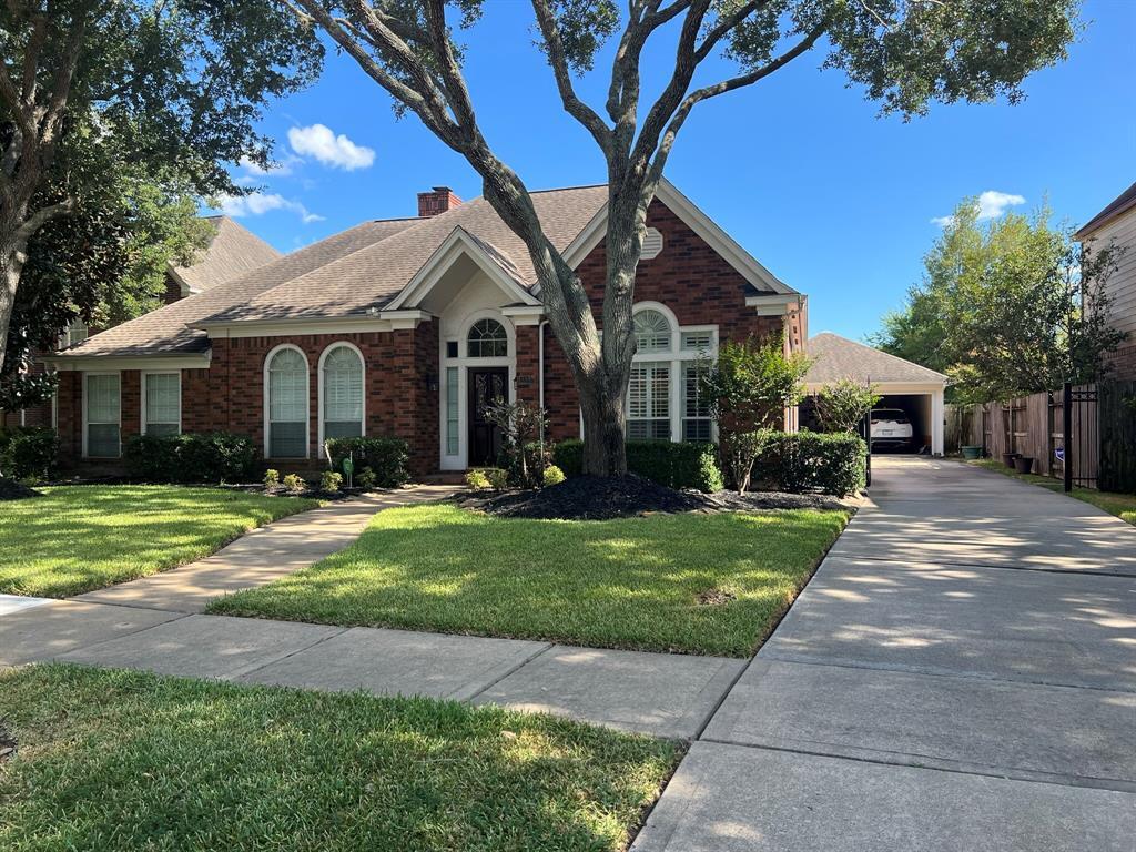 2207 Tradewinds Dr, Missouri City, TX 77459