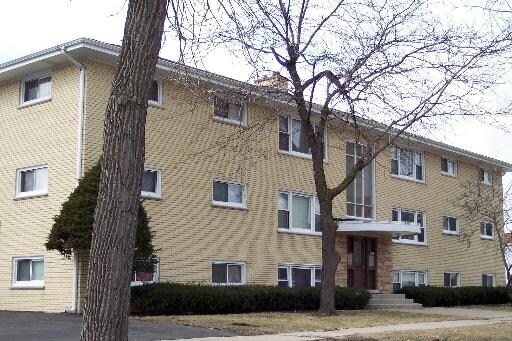 Primary Photo - 1400 N Hillside Ave