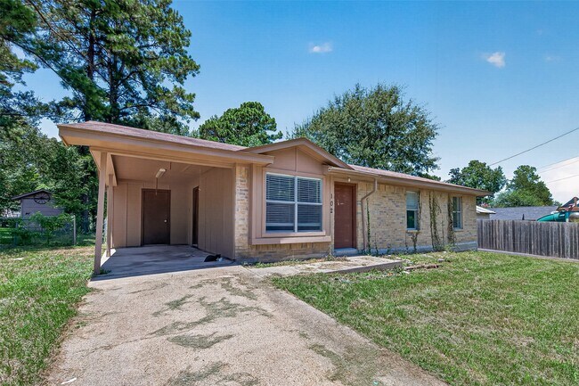 Foto del edificio - 102 Libby Cir