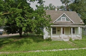 Building Photo - 201 N Douglas Ave