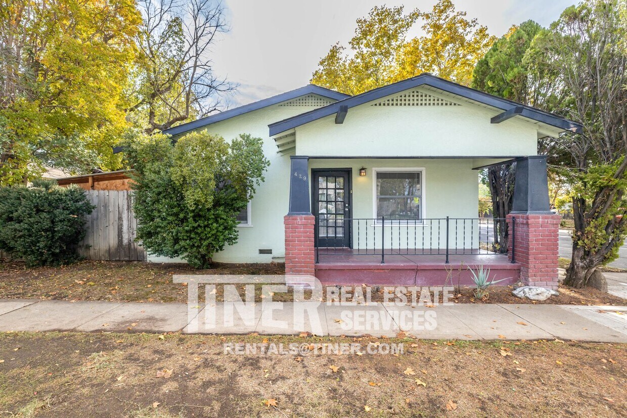 Primary Photo - 429 Elefa St