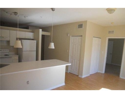 Foto del edificio - 6940 NW 179th St