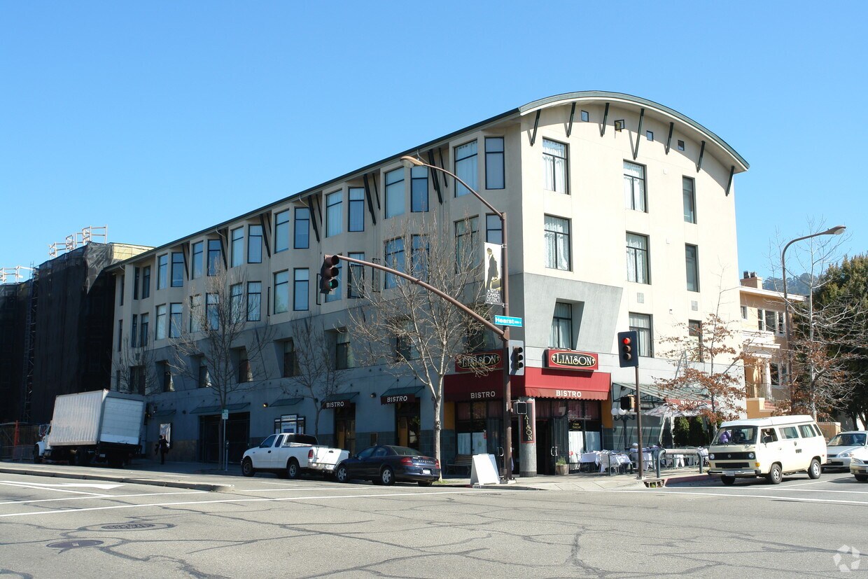 Shattuck Lofts Apartments in Berkeley, CA