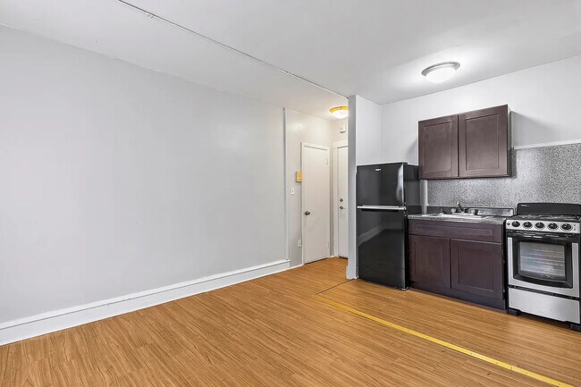 Foto del edificio - 147 E 37th St