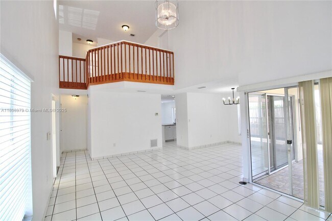 Foto del edificio - 10245 NW 57th St
