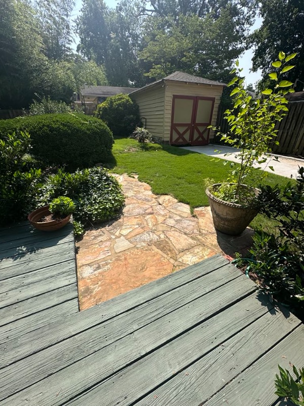 Photo - 571 Page Ave NE House