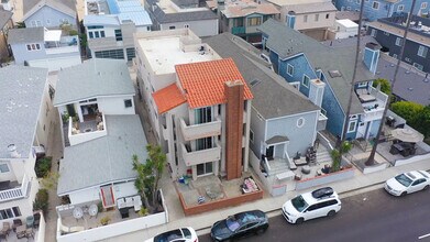 Building Photo - 929 W Balboa Blvd