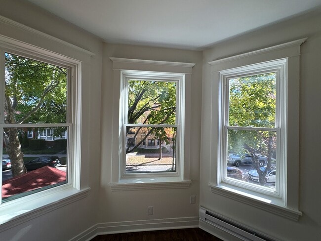 Foto del edificio - 3078 N Davlin Ct