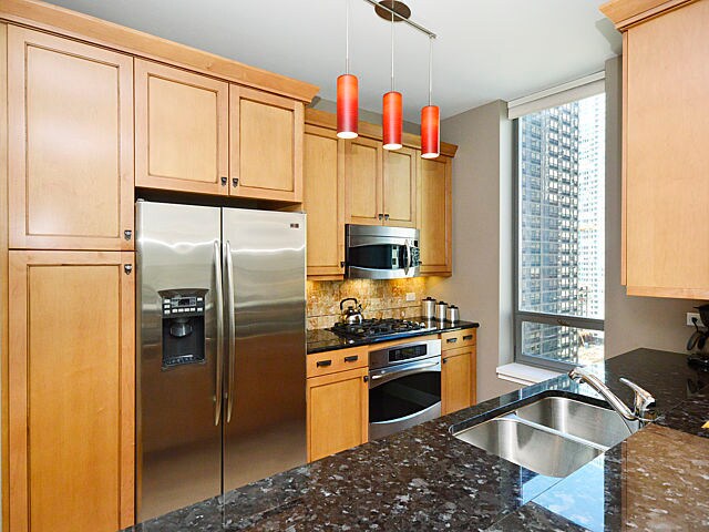 Building Photo - 600 N Lake Shore Dr