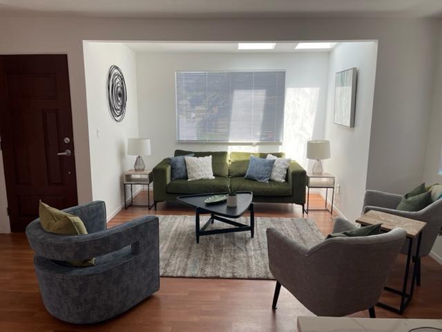 Building Photo - 1530 Mohawk St