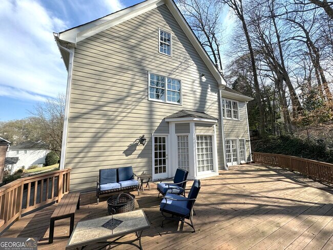Foto del edificio - 18 Dean Overlook NW
