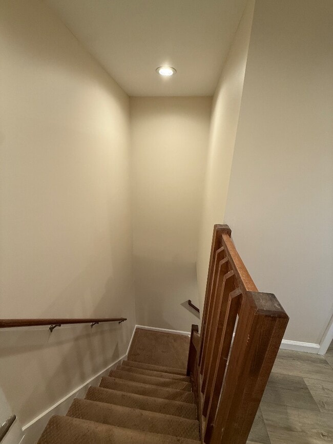 Building Photo - 103 W Catawissa St