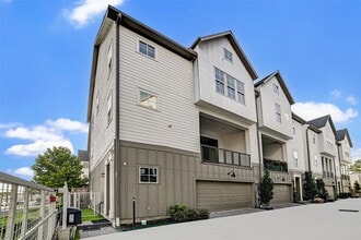 Building Photo - 2218C Lou Ellen Ln