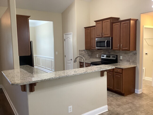 Building Photo - 7194 Caley Ln
