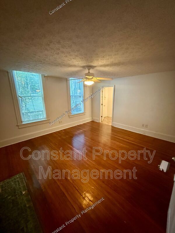 Foto del edificio - 1166 Bond St