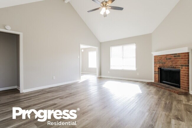 Building Photo - 7895 Sandywood Ln