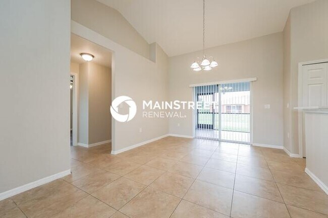 Foto del edificio - 4 Bedroom Pet-Friendly Home in lehigh acres, FL with Main Street Renewal