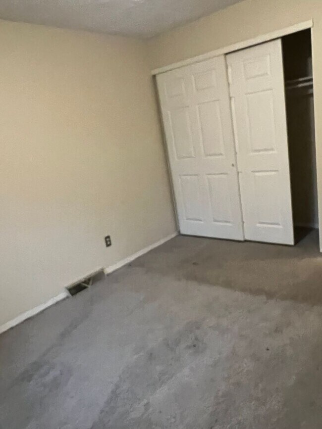 Foto del edificio - Great 4-bedroom 2-Bath house for rent in a quiet neighborhood!