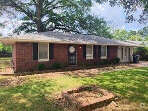 Building Photo - 555 Byron Dr