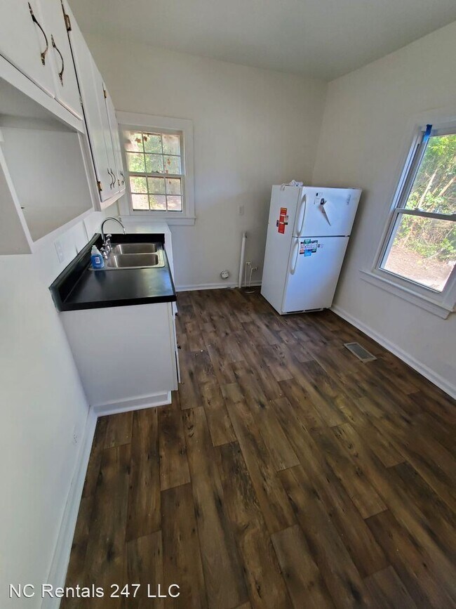 Foto del edificio - 2 br, 1 bath House - 2313 Maple St