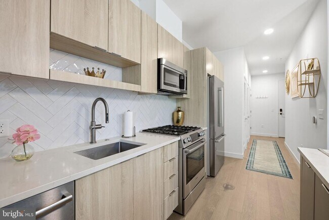 Foto del edificio - 7175 12th St NW
