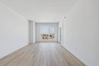 Interior Photo - Thrive on 5th