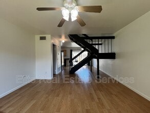 Building Photo - 10633 Aristocrat Ct