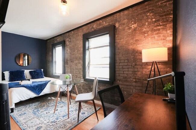 Foto del edificio - 1925 N Prospect Ave