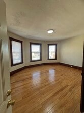 Building Photo - 28 Cleveland Ave