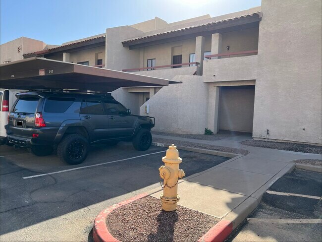 Foto del edificio - 11666 N 28th Dr