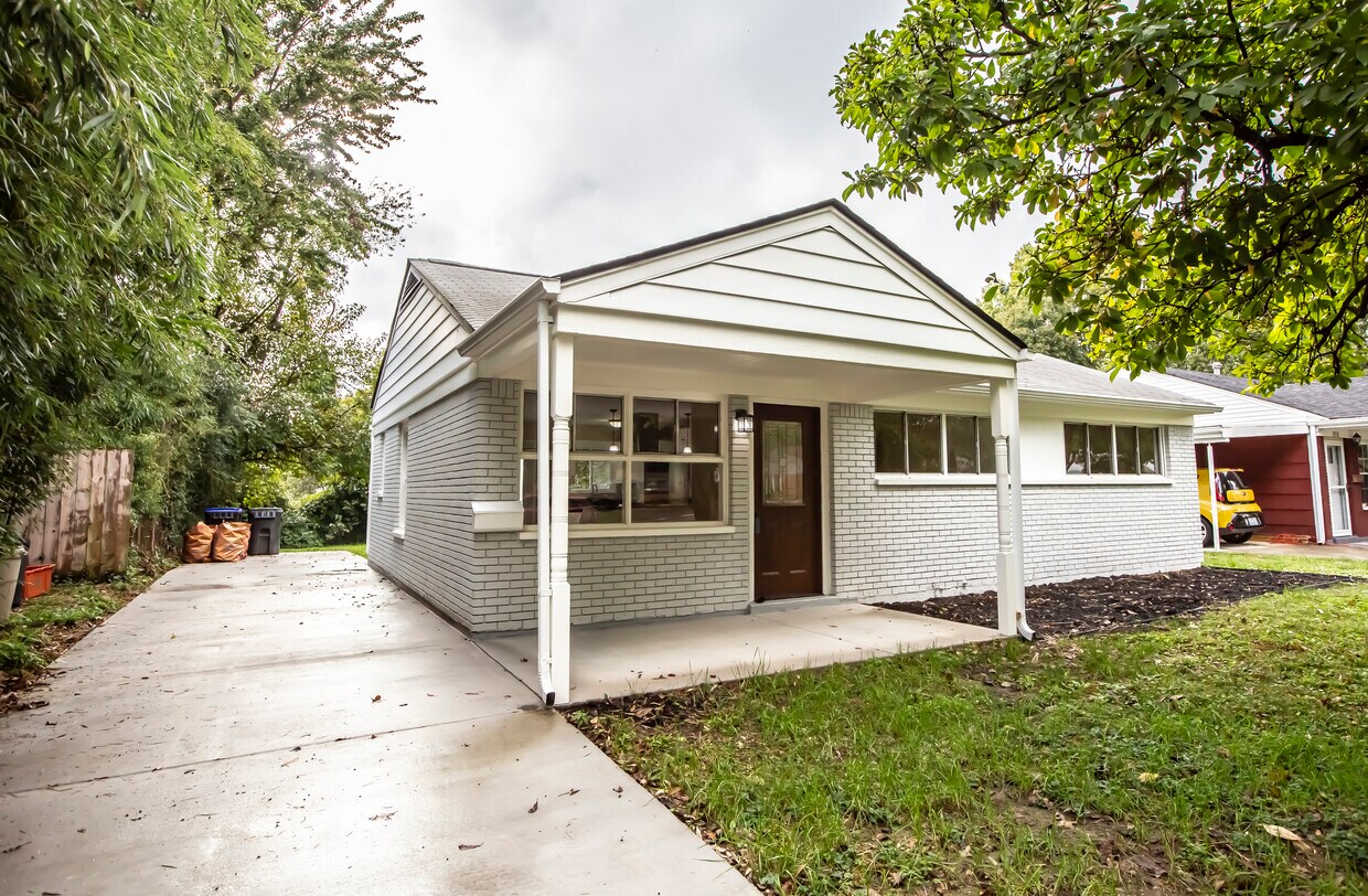 3120 Doreen Way, Louisville, KY 40220 House Rental in Louisville, KY