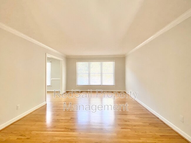 Foto del edificio - 400 E Tazewells Way