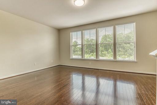 Foto del edificio - 8931 Garrett Way