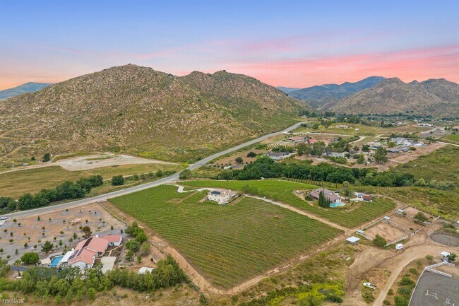 Foto del edificio - 4 br, 3 bath House - 36615 East Benton Road