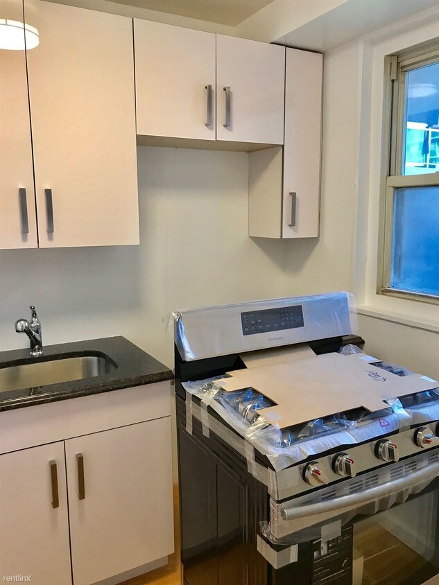Foto principal - 9805 63rd Rd