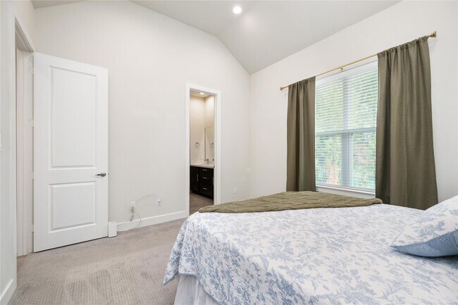 Foto del edificio - 147 Knightsbridge Park Ln