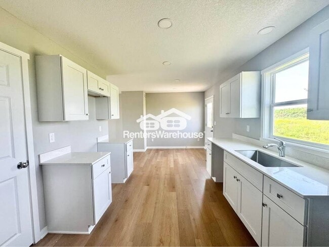 Building Photo - 1009 Adler Ct