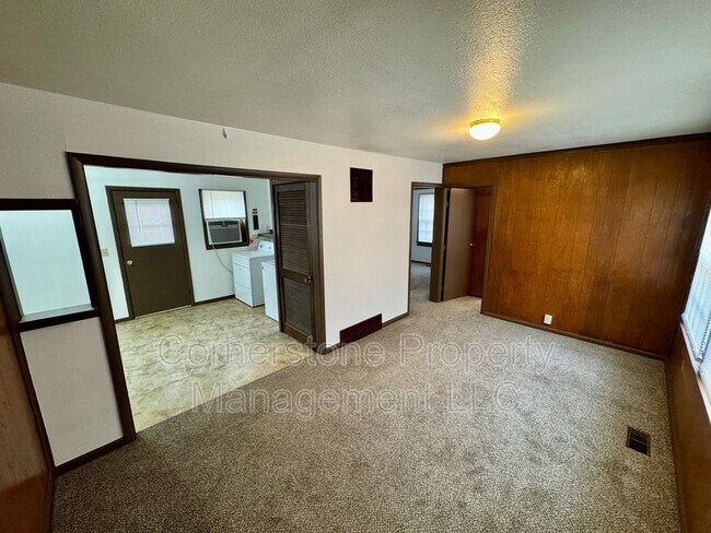 Foto del edificio - 615 Birch St