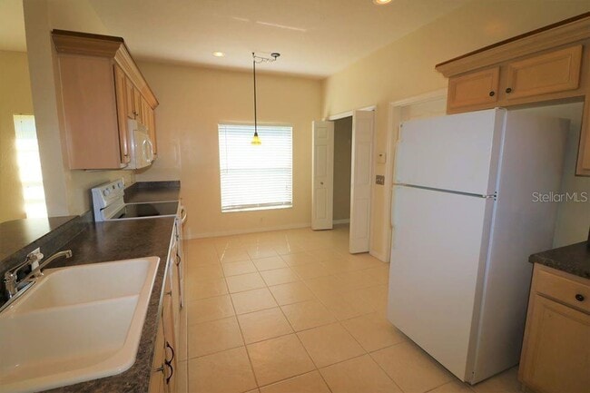 Building Photo - 5337 Nicklaus Dr