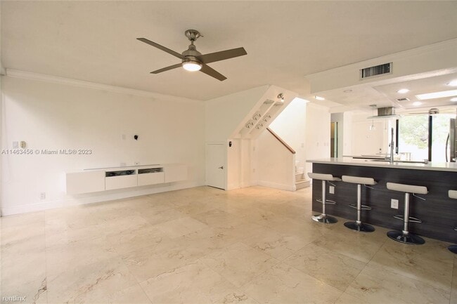 Building Photo - 2 br, 2.5 bath House - 2941 SW 87th Ave Ap...