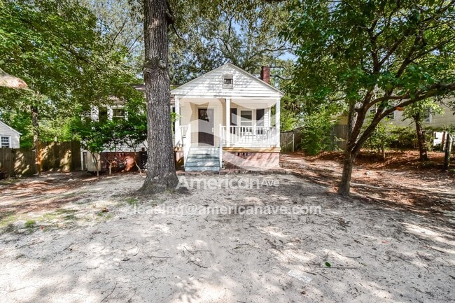 Building Photo - 302 Arbor Dr