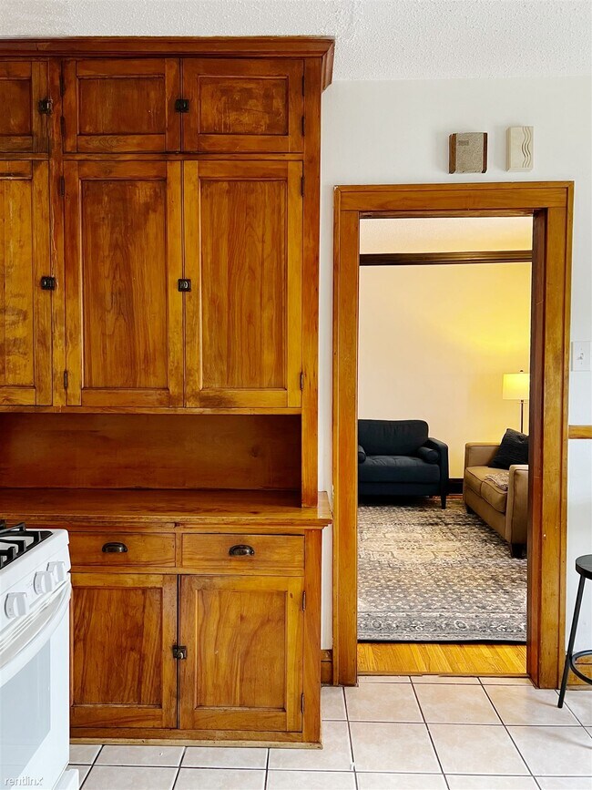 Foto del edificio - 2 br, 1 bath 4plex - 3912 North Thomas Ave...