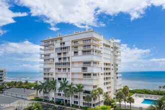 Building Photo - 877 N Hwy A1A