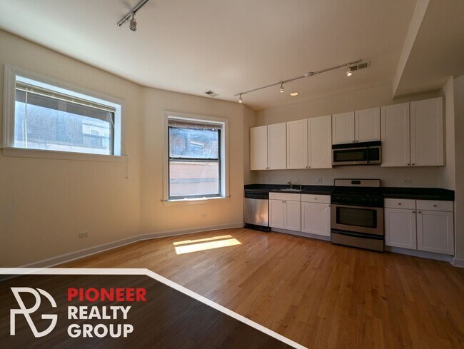 Foto del edificio - 4715 N Sheridan Rd