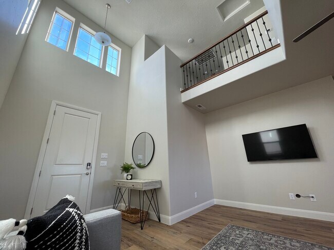 Building Photo - 535 N 550 W