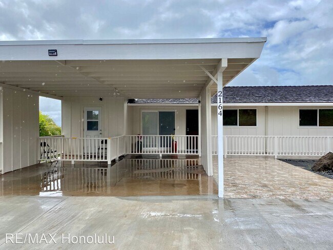 Building Photo - 3 br, 2 bath House - 2164 Halekoa Dr