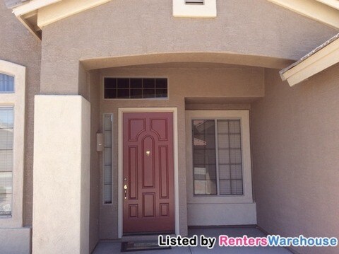 Building Photo - 26226 N 73rd Ave