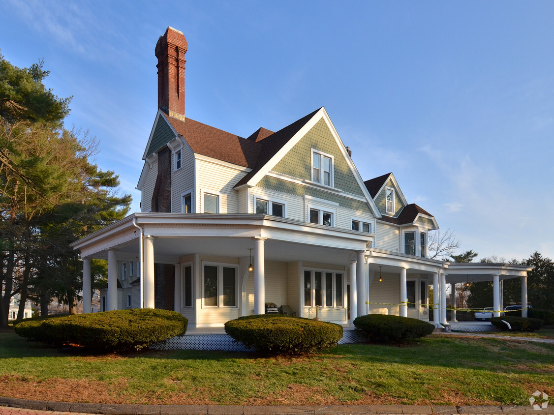 Primary Photo - Mansion Apartments