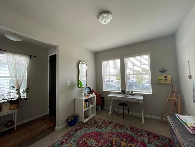 Foto del edificio - 128 Lacey Oak Lp