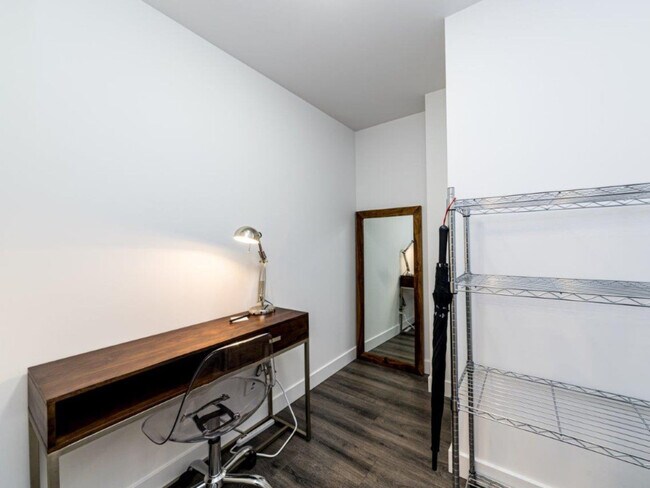 Photo du bâtiment - 1283 Howe St